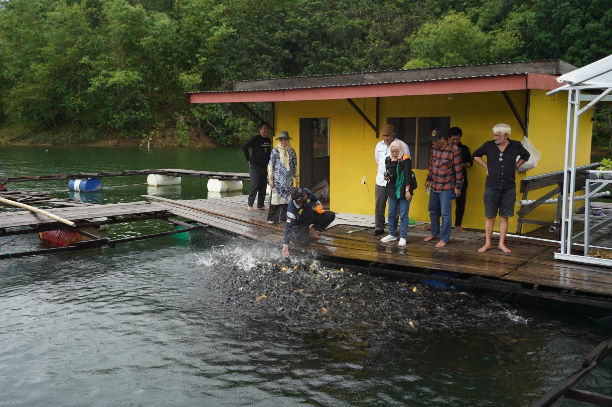 Perikanan Danau Riam Kanan